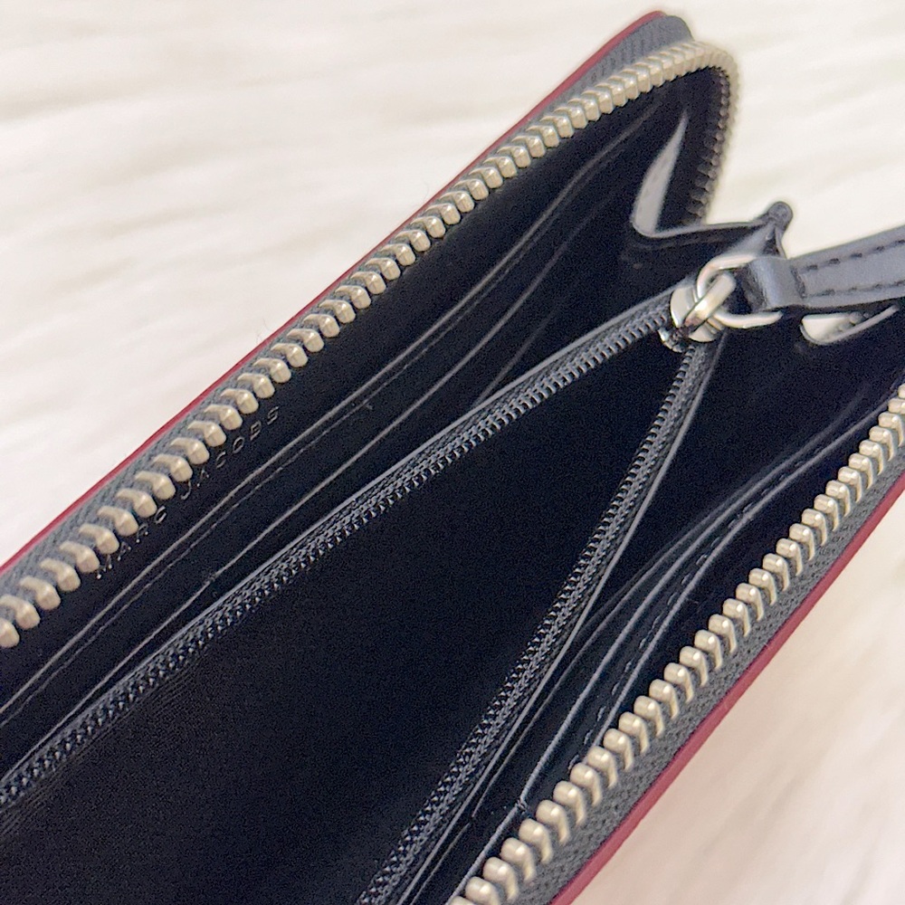 MARC JACOBS - PINK SAFFIANO LEATHER LONG ZIP AROUND WALLET - Picture 6 of 12